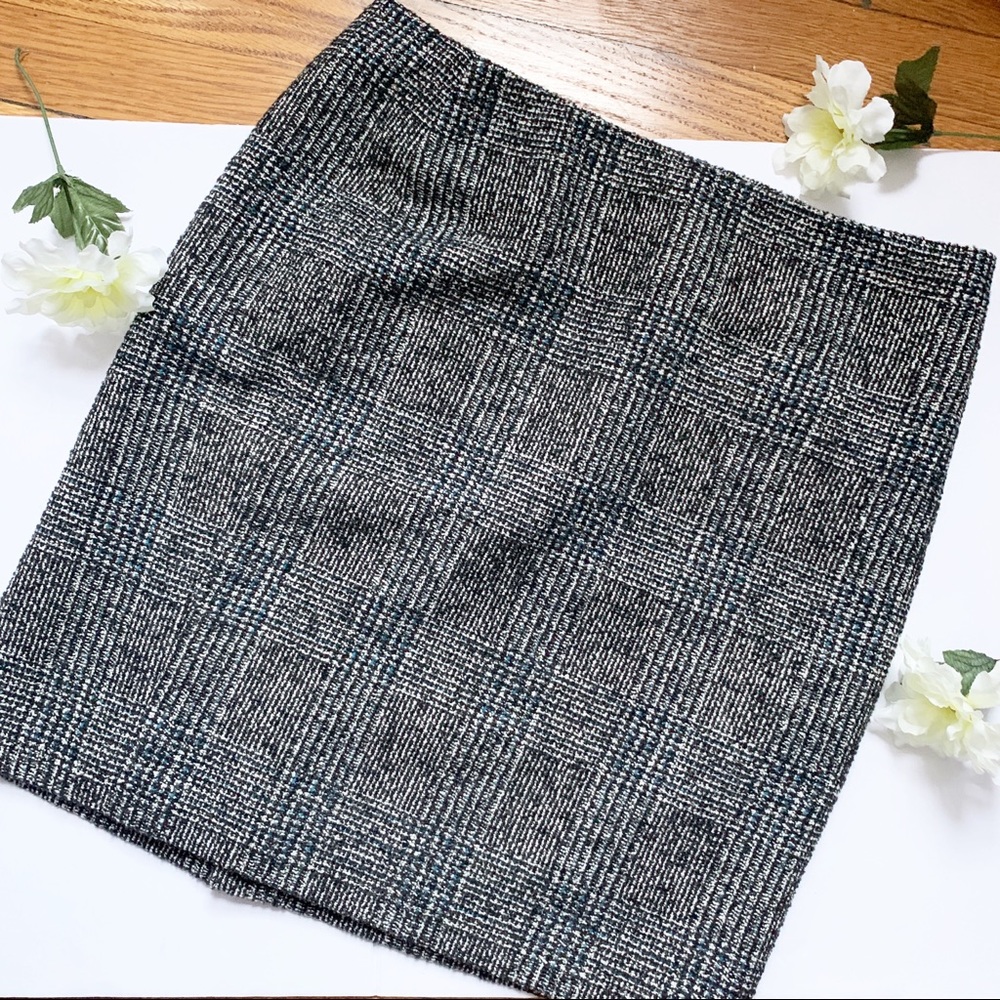 3 FOR $25 ANN TAYLOR Wool Tweed Mini Skirt Size 6